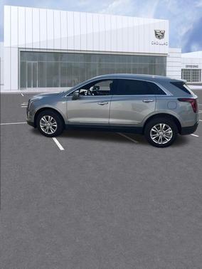 2024 Cadillac XT5 Luxury