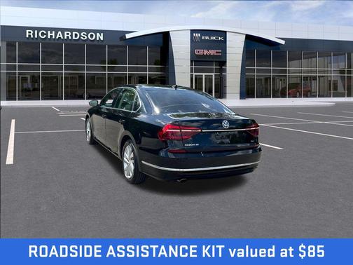 Pearl Metallic 2018 Volkswagen Passat 2.0T SE