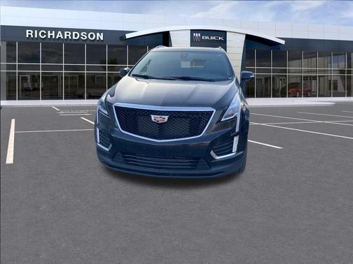 2022 Cadillac XT5 Sport