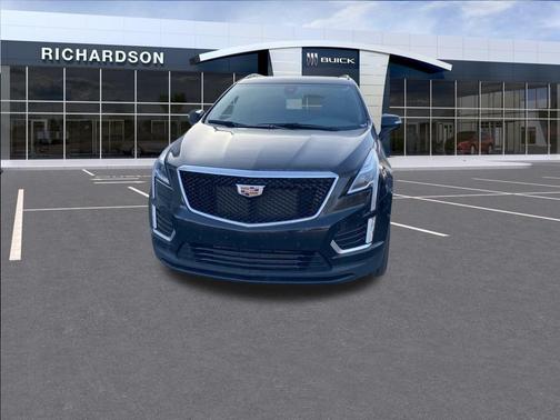 2022 Cadillac XT5 Sport