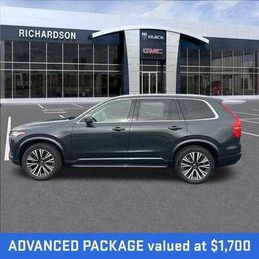 2021 Volvo XC90 T6 Momentum
