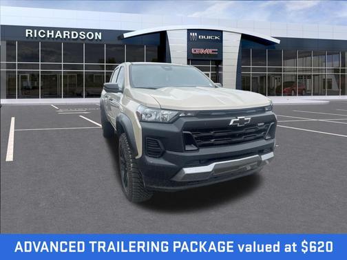 Sand Dune Metallic 2023 Chevrolet Colorado Trail Boss