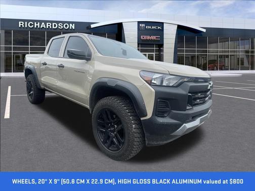 Sand Dune Metallic 2023 Chevrolet Colorado Trail Boss