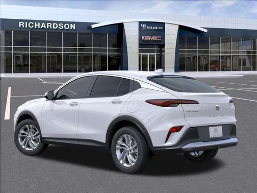 Summit White 2026 Buick Envista Preferred FWD