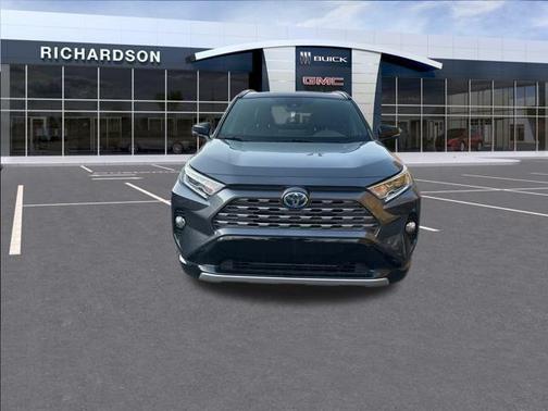 2021 Toyota RAV4 Hybrid SE