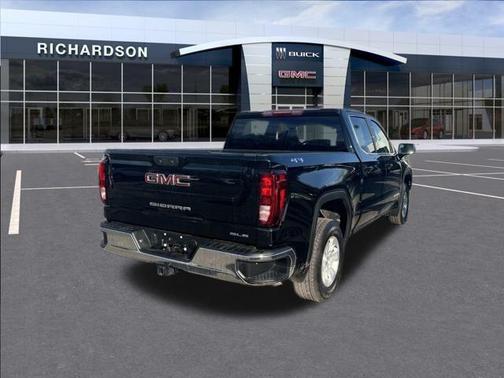 2024 GMC Sierra 1500 SLE