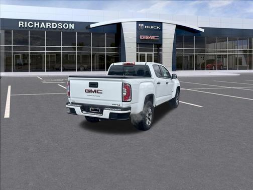 Summit White 2022 GMC Canyon AT4