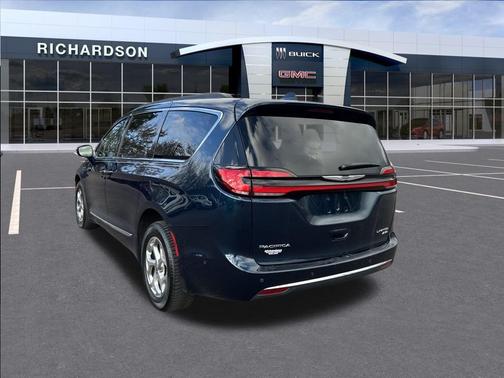 2022 Chrysler Pacifica Limited