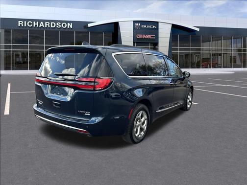 2022 Chrysler Pacifica Limited