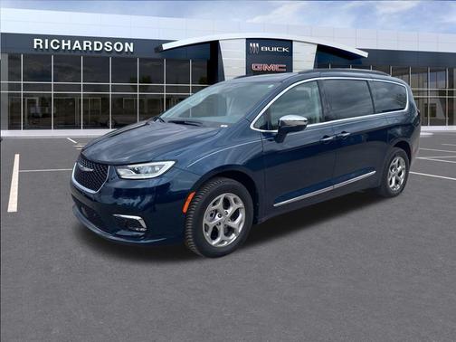 2022 Chrysler Pacifica Limited