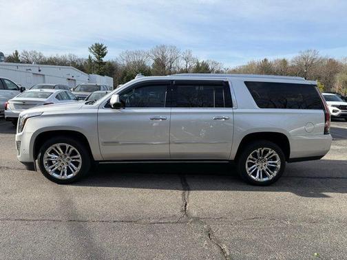 2020 Cadillac Escalade ESV Premium Luxury
