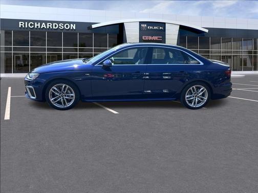 2023 Audi A4 45 S line Premium Plus