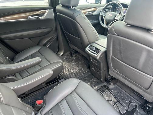 2023 Cadillac XT6 Premium Luxury AWD