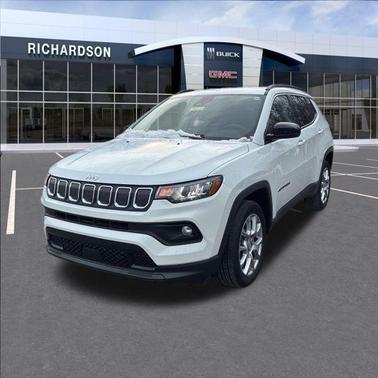 2022 Jeep Compass Latitude Lux