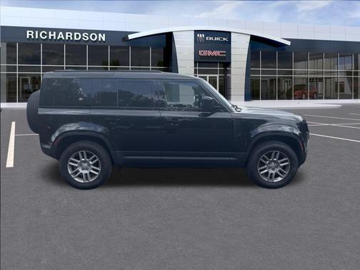 2022 Land Rover Defender 110 S