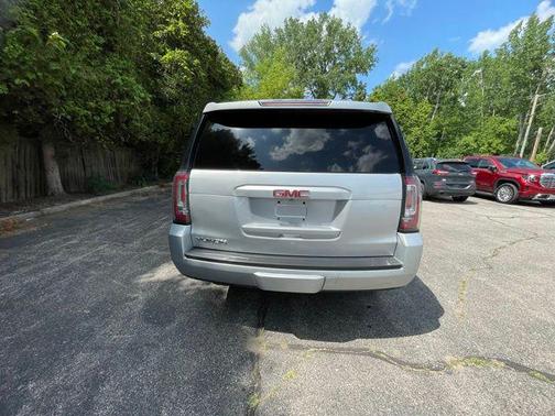 2020 GMC Yukon SLT
