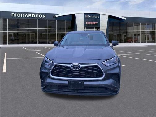 2022 Toyota Highlander L