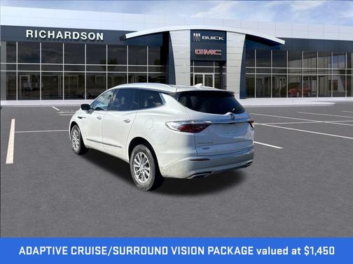 2023 Buick Enclave Essence FWD