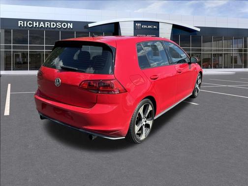 2015 Volkswagen Golf GTI 2.0T S 4-Door