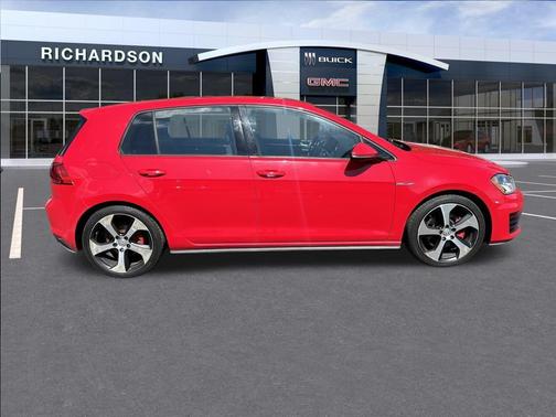 2015 Volkswagen Golf GTI 2.0T S 4-Door