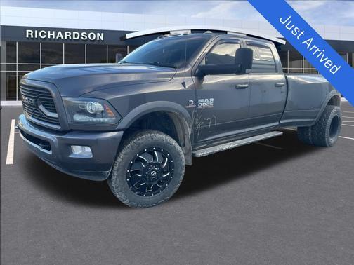 2018 RAM 3500 Laramie Crew Cab 4x4 8' Box
