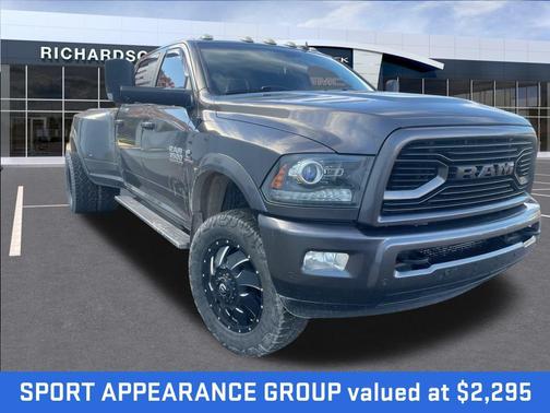 2018 RAM 3500 Laramie Crew Cab 4x4 8' Box