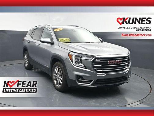 Sterling Metallic 2024 GMC Terrain SLT