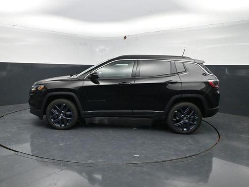 Diamond Black Crystal Pearlcoat 2026 Jeep Compass 85th Anniversary 4x4