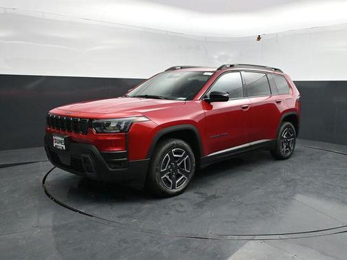 Red Hot Pearlcoat 2026 Jeep Cherokee Laredo