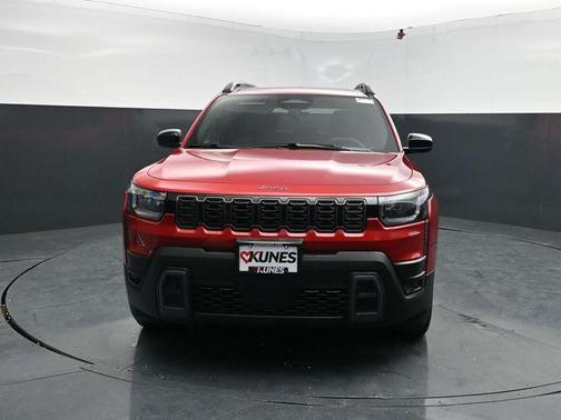 Red Hot Pearlcoat 2026 Jeep Cherokee Laredo