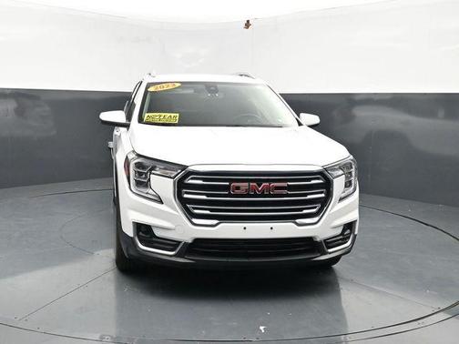 Summit White 2023 GMC Terrain SLT