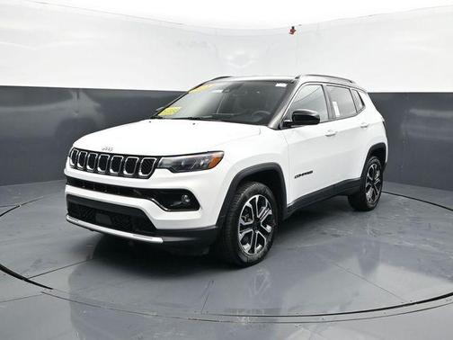 Bright White Clearcoat 2023 Jeep Compass Limited