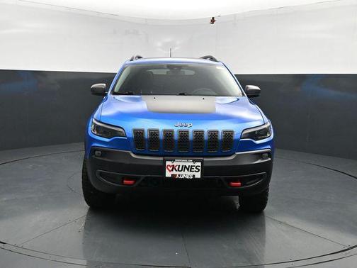 Hydro Blue Pearlcoat 2021 Jeep Cherokee Trailhawk