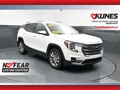Summit White 2024 GMC Terrain SLT