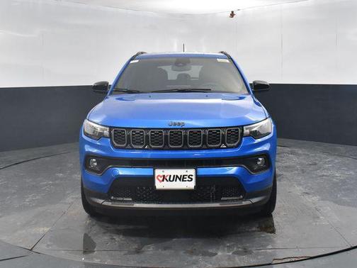 Hydro Blue Pearlcoat 2026 Jeep Compass Latitude