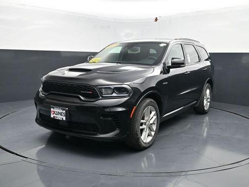 DB Black Crystal Clearcoat 2025 Dodge Durango R/T