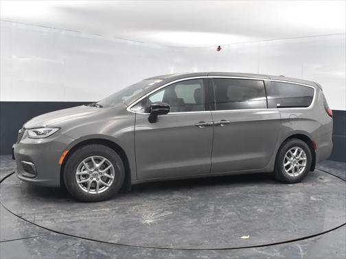 2025 Chrysler Pacifica L