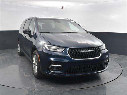 2025 Chrysler Pacifica L