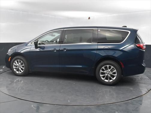 2025 Chrysler Pacifica L