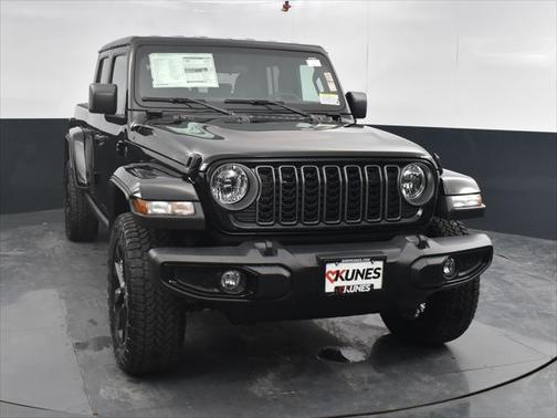 2025 Jeep Gladiator Nighthawk