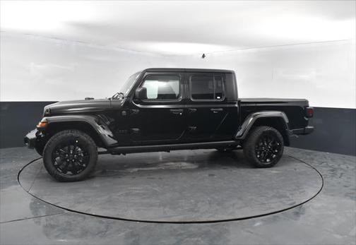 2025 Jeep Gladiator Nighthawk