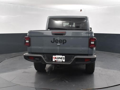 2025 Jeep Gladiator High Tide