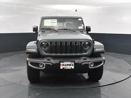 2025 Jeep Gladiator High Tide