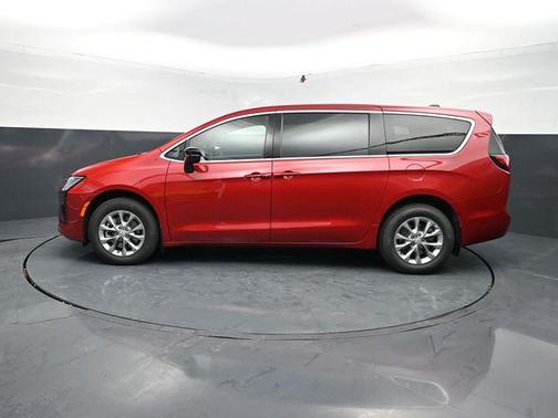 Pr6 2027 Chrysler Pacifica L