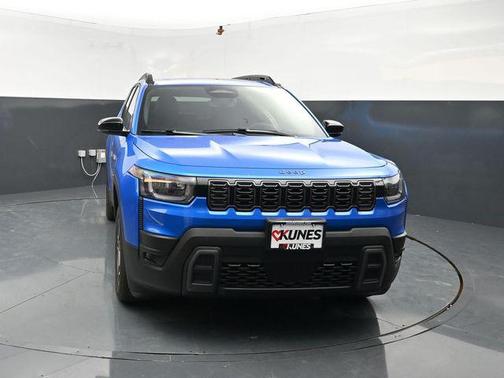 Hydro Blue Pearlcoat 2026 Jeep Cherokee Limited