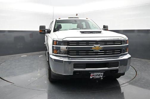 Summit White 2018 Chevrolet Silverado 3500 WT