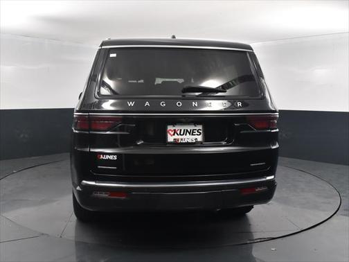 2022 Jeep Wagoneer Series II 4x4