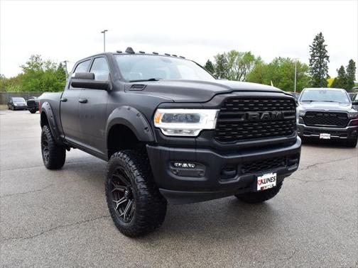 2022 RAM 2500 Big Horn Crew Cab 4x4 6'4' Box