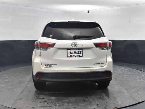 2016 Toyota Highlander Limited