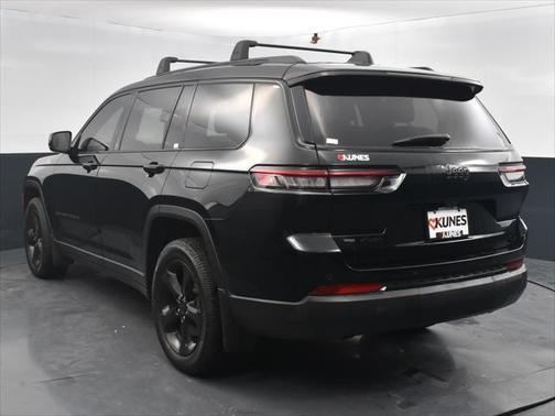 2022 Jeep Grand Cherokee L Altitude